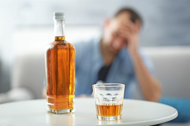 Вживання алкоголю негативно впливає на еректильну функцію чоловіки